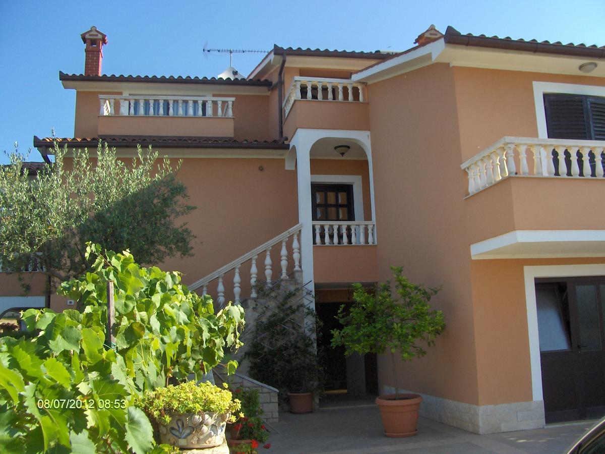 Apartman Andela Labinci Bagian luar foto