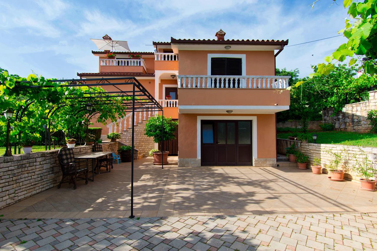 Apartman Andela Labinci Bagian luar foto