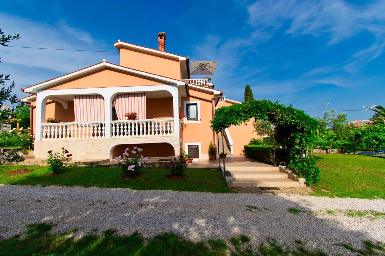Apartman Andela Labinci Bagian luar foto